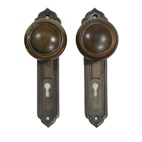 dimora stile tudor|tudor door handles.